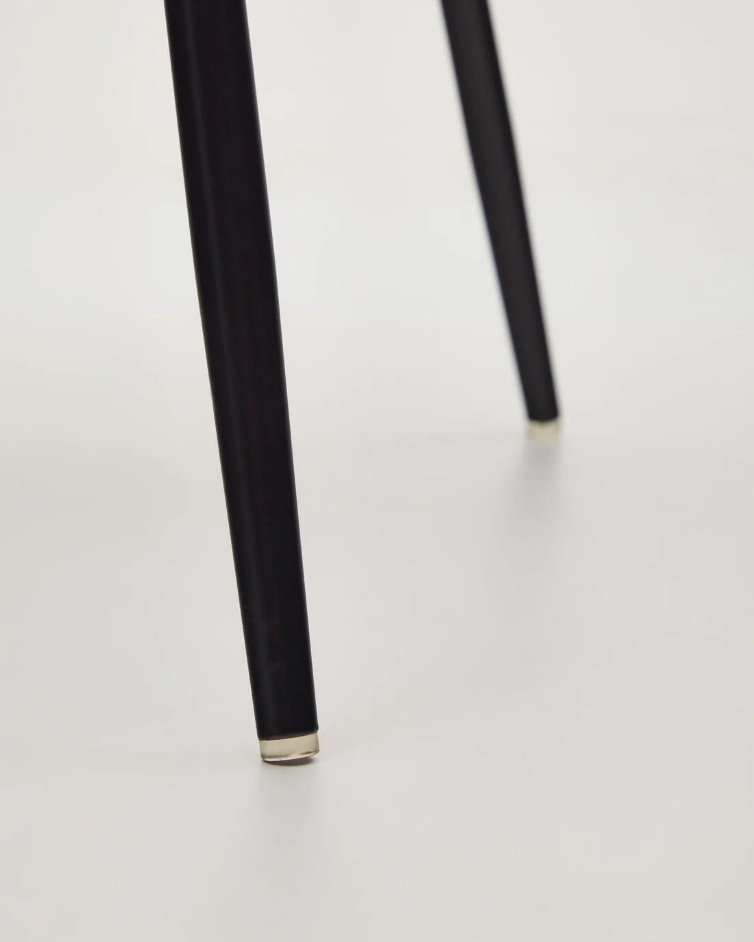 Kave Home Yunia Chair in Green Ribbed Velvet with Steel Legs in a Black Painted Finish FR