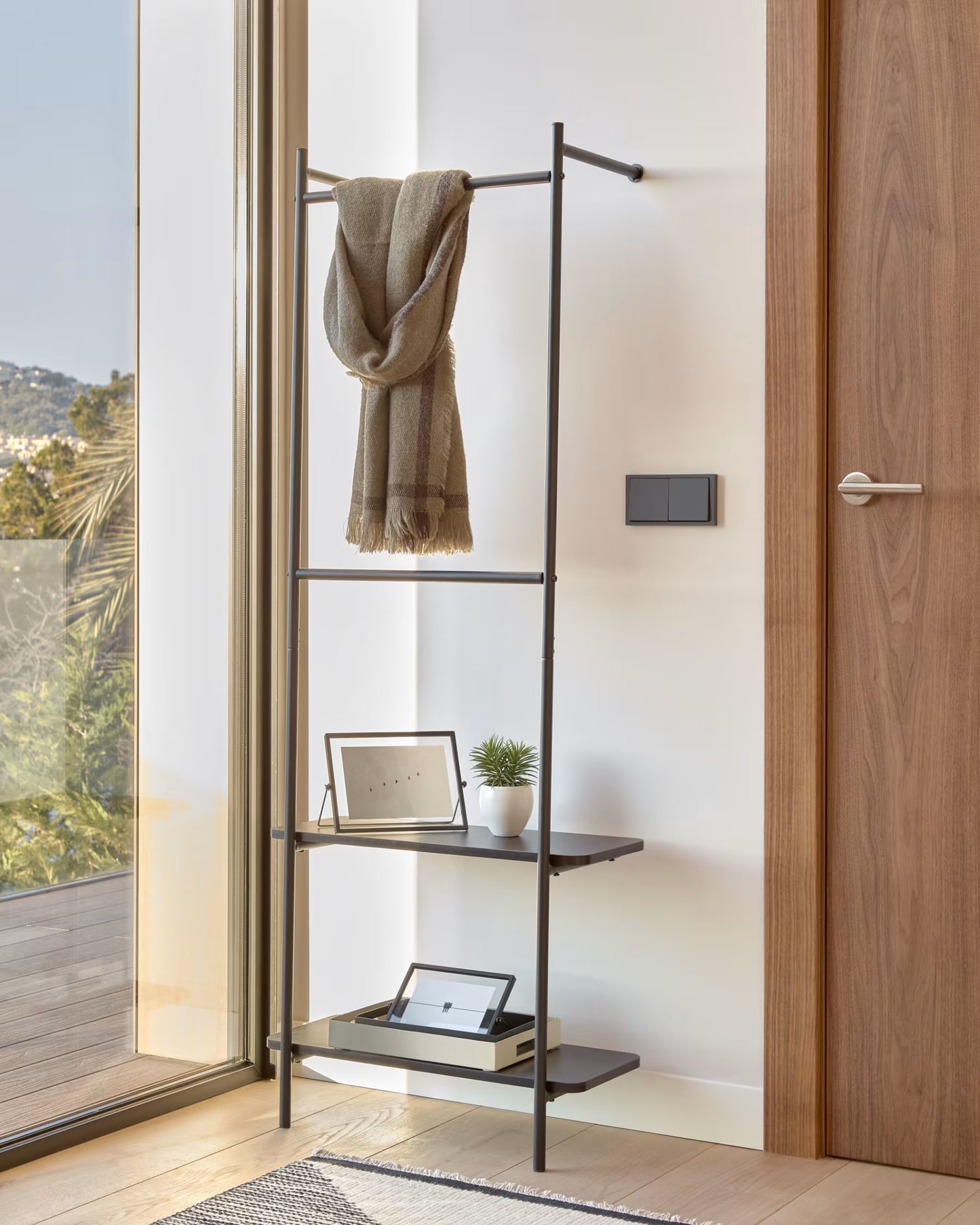 Kave Home Galatia Melamine and Metal Clothes Rail with Black Finish 60 x 162 cm