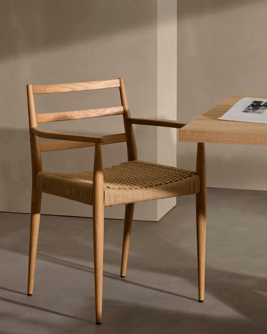 Kave Home Analy Chair with Armrests in Solid Oak Wood with Natural Finish and Rope Seat FSC Mix Credit