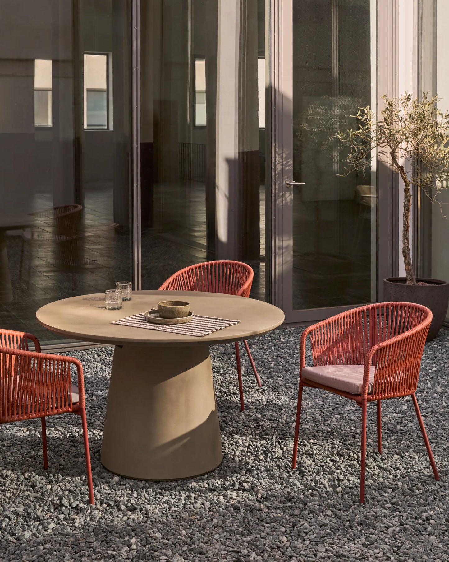 Kave Home Itai Outdoor Round Cement Table, Ø 120 cm