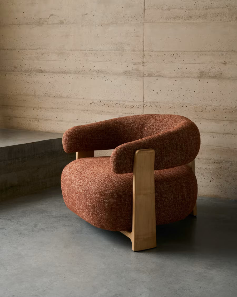 Kave Home Granite Fire-Retardant Armchair in Terracotta Chenille and Solid Ash Wood with Natural-Coloured Finish FSC 100%