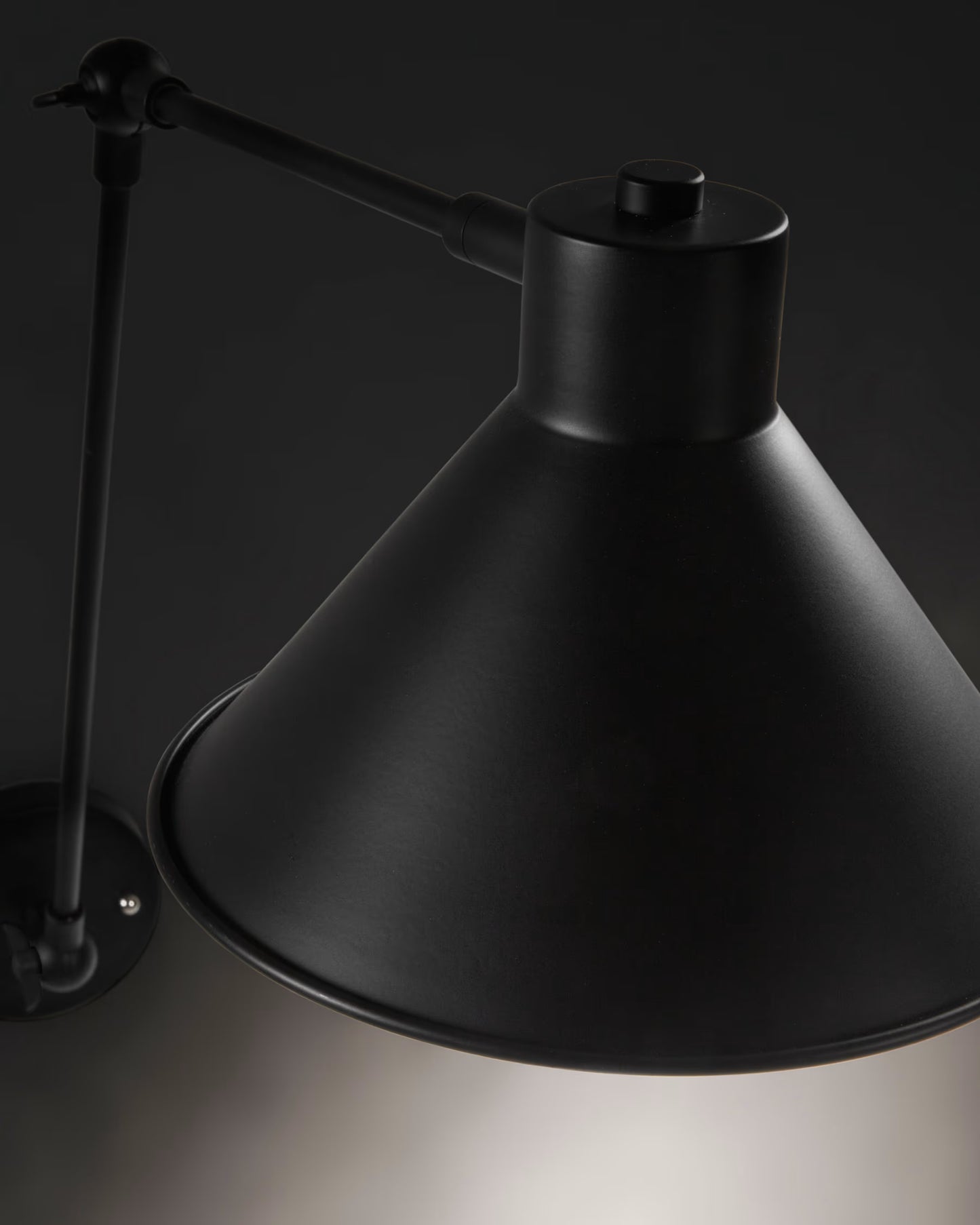 Kave Home Dione Wall Lamp Black