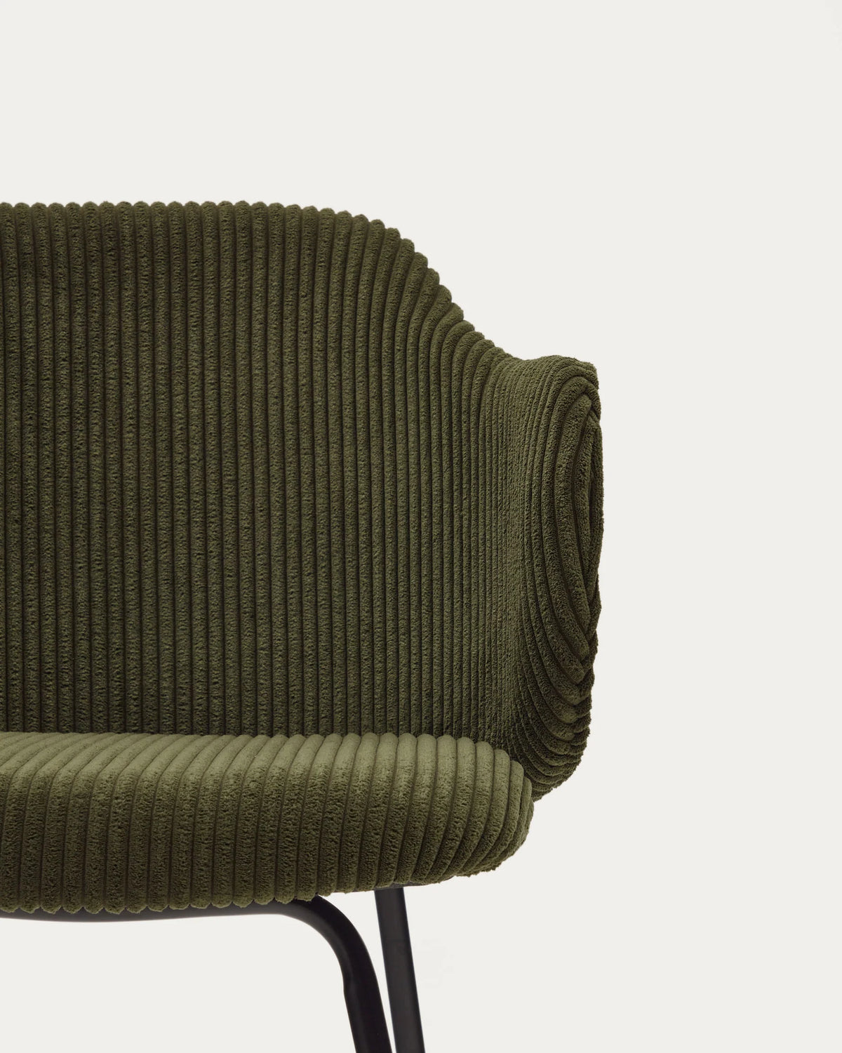 Kave Home Yunia Chair in Green Ribbed Velvet with Steel Legs in a Black Painted Finish FR