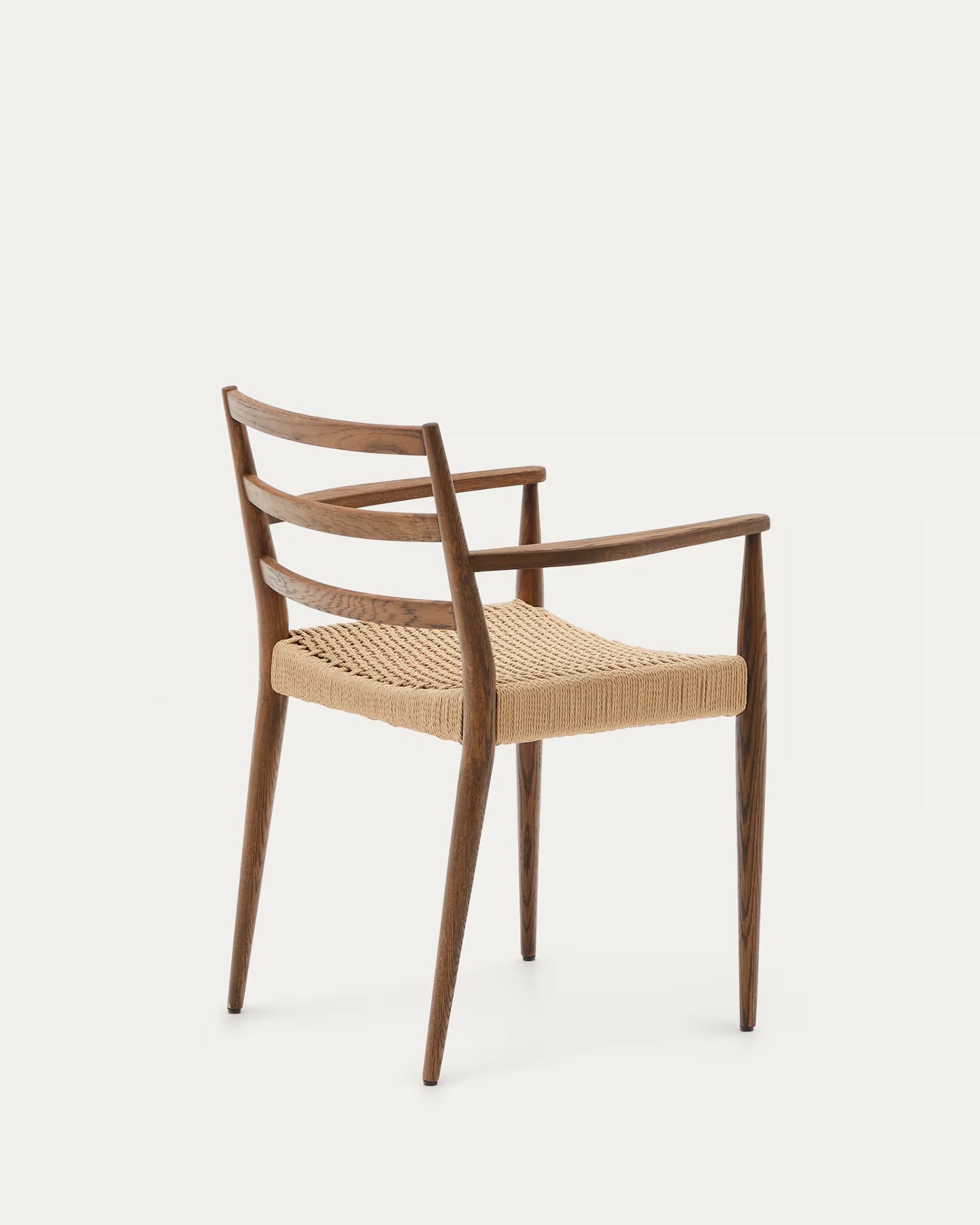 Kave Home Analy Chair with Armrests in Solid Oak Wood with Walnut Finish and Rope Seat FSC Mix Credit