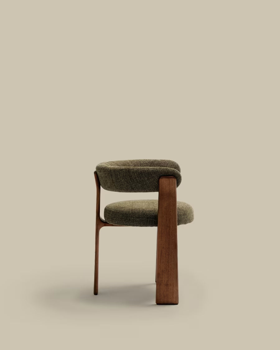 Kave Home Granite Fire-Retardant Chair (3 legs) in Green Chenille and Solid Ash Wood with Walnut-Coloured Finish FSC 100%