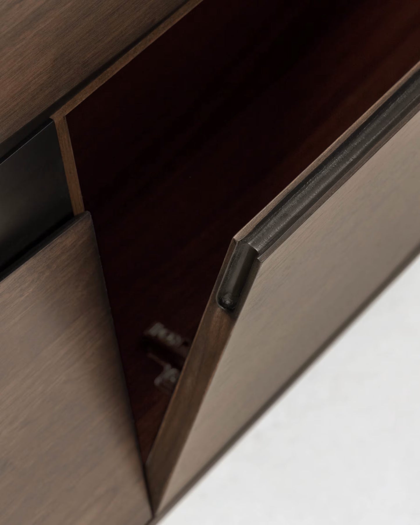 Kave Home Cutt American Walnut Veneer Sideboard w/ 2 Doors, 2 Drawers & Black Steel, 180 x 73 cm