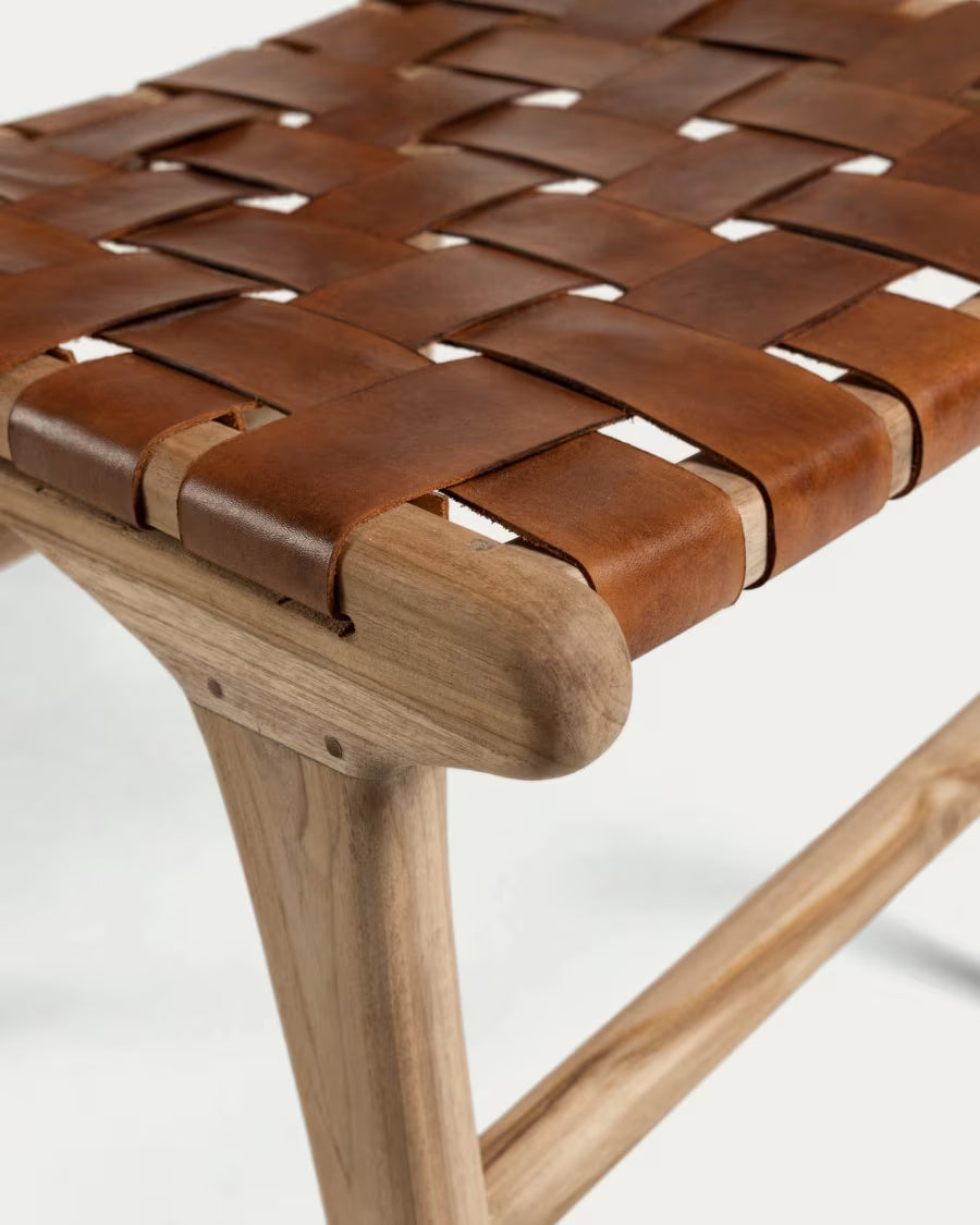Kave Home Calixta Chair in Leather and Solid Teak Wood with Natural Finish