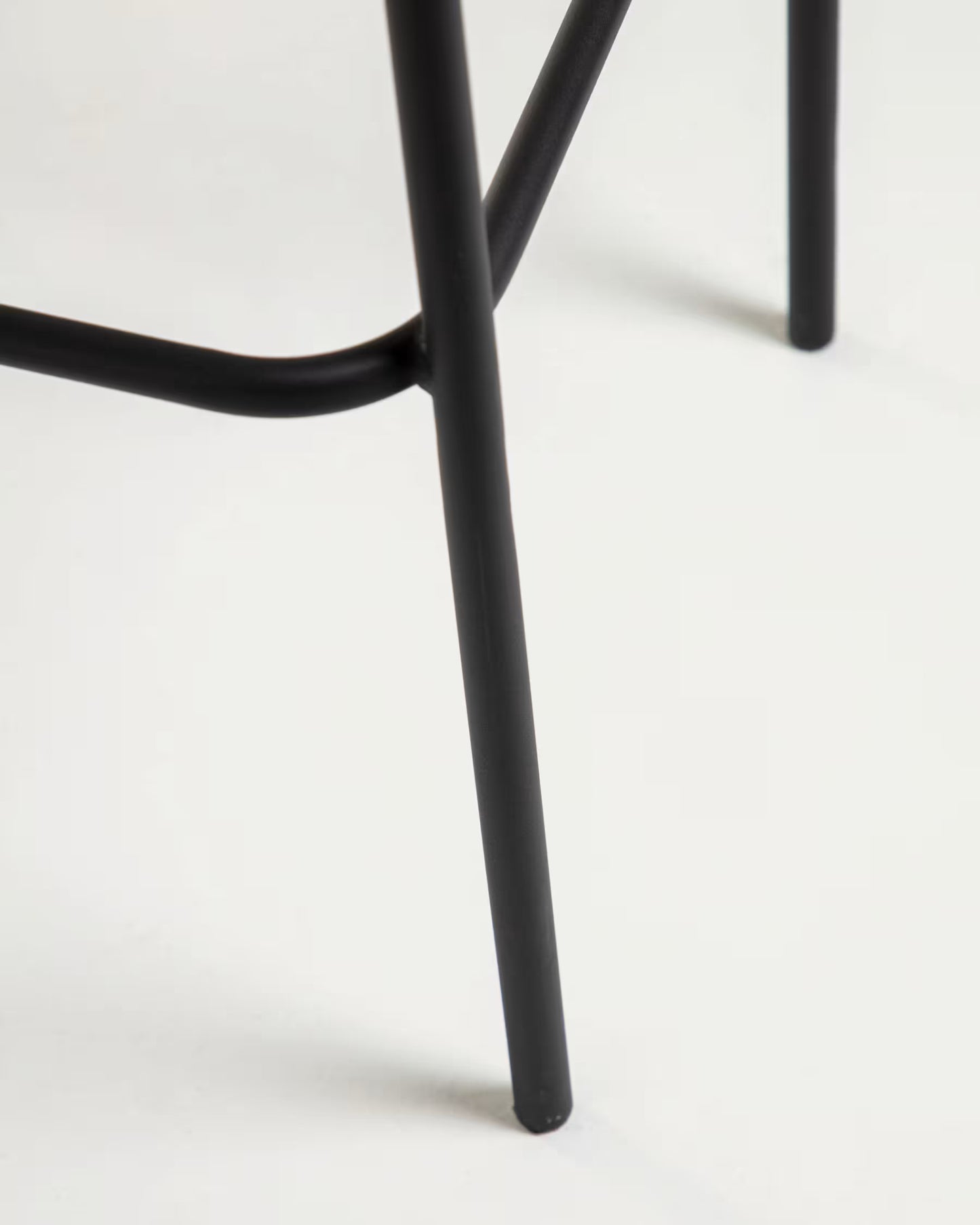 Kave Home Lambton Stackable Stool in Brown Rope and Black Finish Steel 74 cm