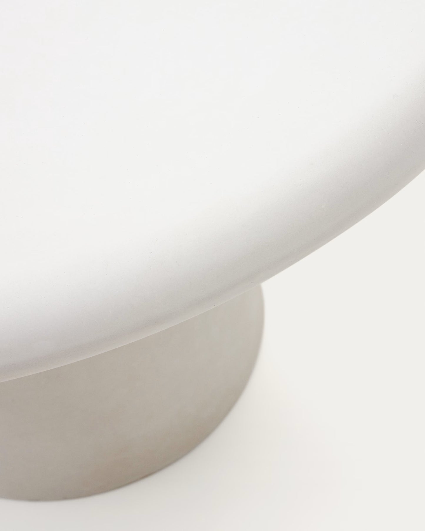Kave Home Addaia Round Table made of White Cement Ø120 cm