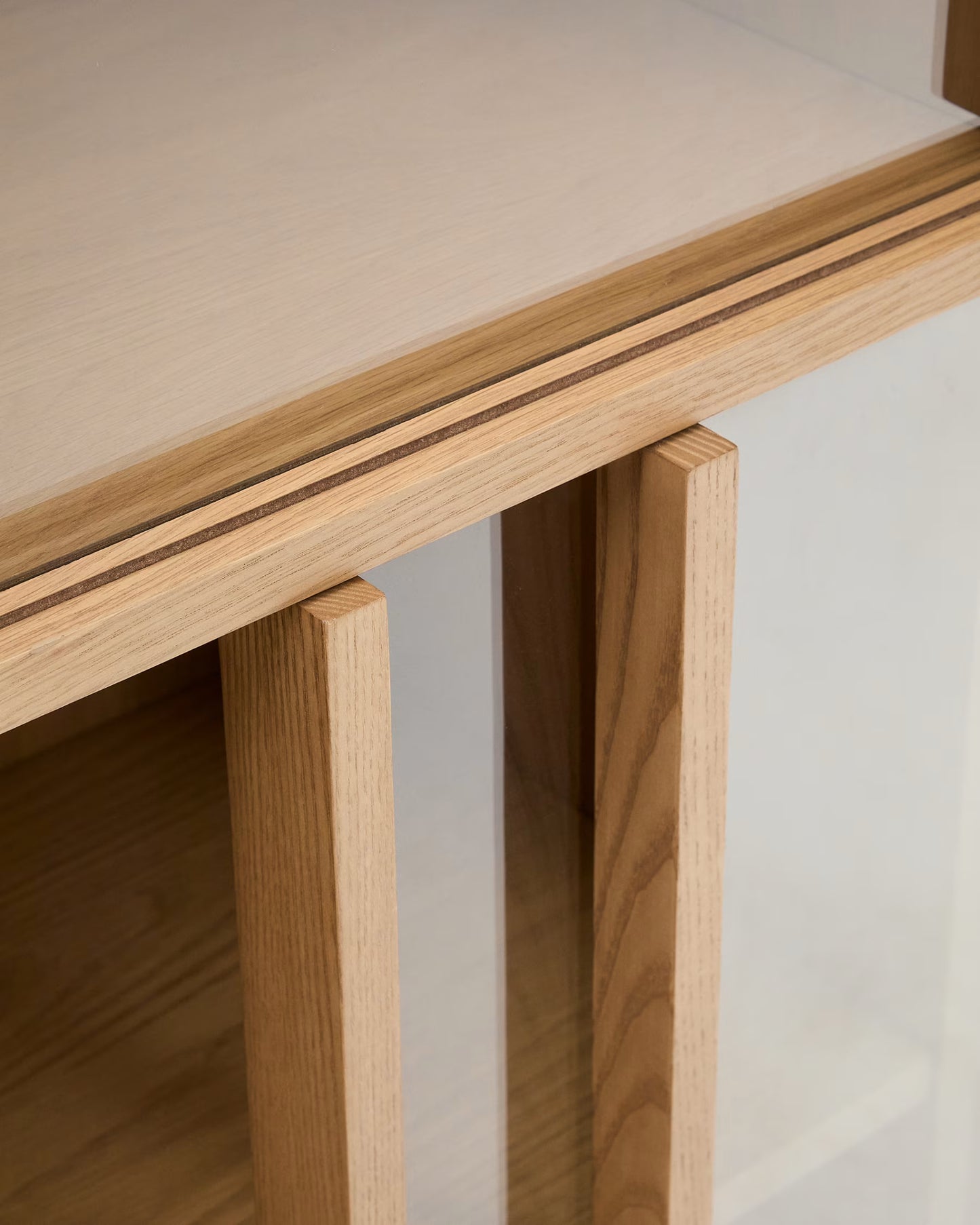 Kave Home Helvine Display Cabinet 4 Doors 2 Drawers Oak Veneer and Tempered Glass 100 x 174 cm FSC 100%
