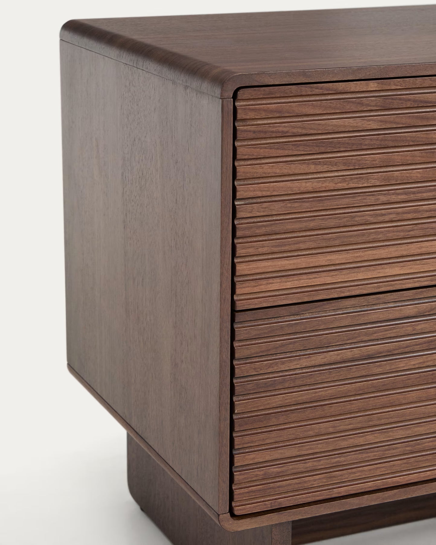 Kave Home Norlen 2-Drawer Bedside Table in Walnut Veneer FSC Mix Credit 60 x 52 cm