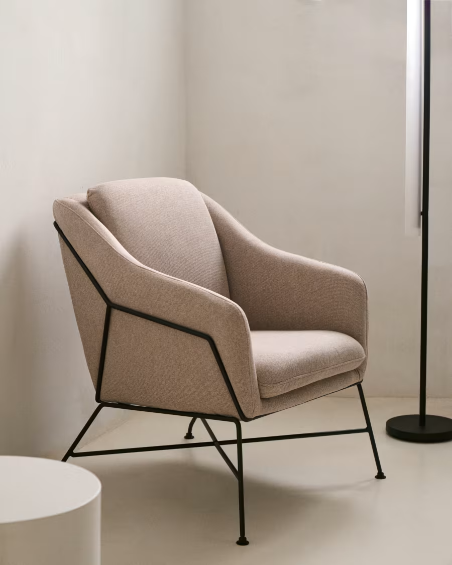 Kave Home Brida armchair in beige and steel legs with black finish